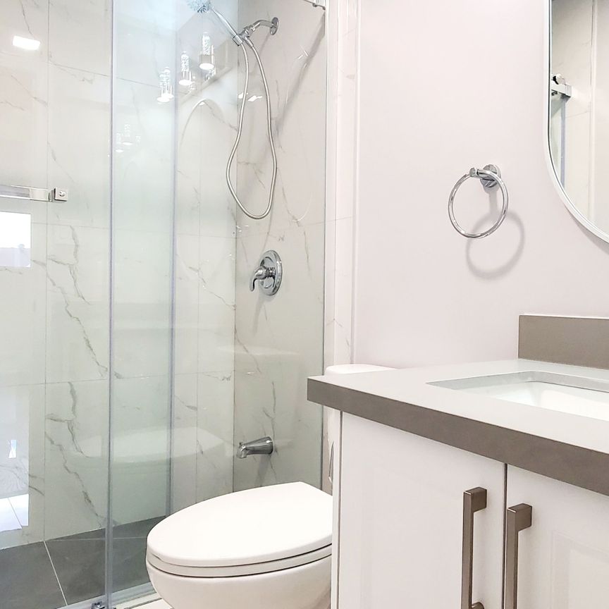 For Lease - 20 Rakewood Crescent, Toronto, Ontario - Photo 1