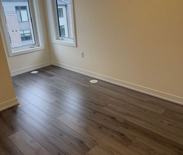 For Lease - 1695 Dersan Street Unit# 501, Pickering, Ontario - Photo 4