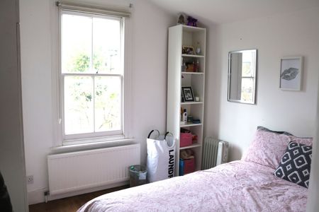 3 Bed Flat, Ballina Street, SE23 - Photo 4