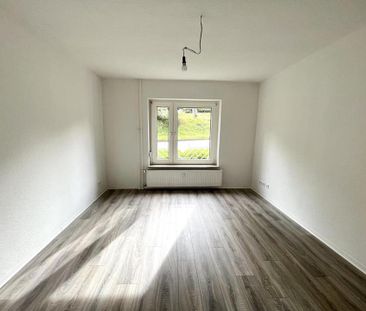 Stilvoll saniert: 3-Zimmer-Wohnung im Erdgeschoss mit Wohlfühlambie... - Photo 3