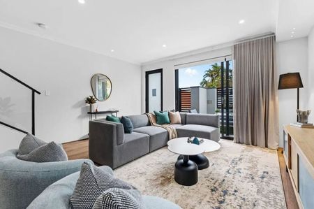 Fully Furnished & Move in Ready - Photo 4