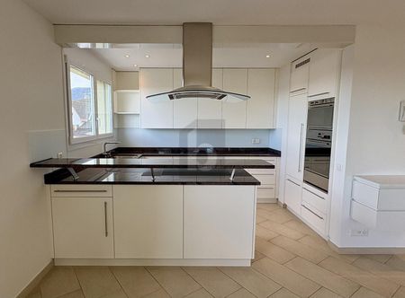 ZENTRALE LAGE MIT WUNDERBARER AUSSICHT - Foto 3