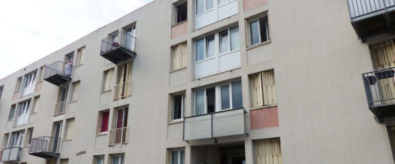 Appartement, 2 pièces – BOURG DE PEAGE - Photo 1