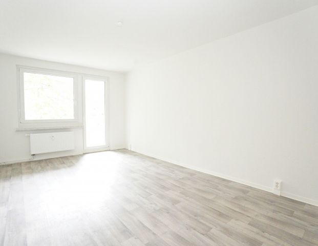 Tolles Wannenbad I praktischer Zuschnitt - Foto 1