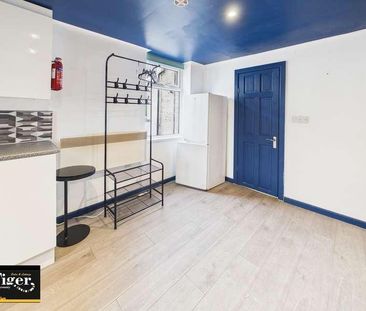 Windsor Terrace, Fleetwood, FY7 - Photo 3