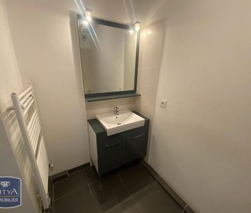 Location Appartement 2 pièces 42m² TOULON 83100 - Photo 5