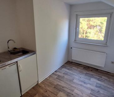 Smarte Obergeschosswohnung für Singles in Weener im Erholungsgebiet ! - Photo 4