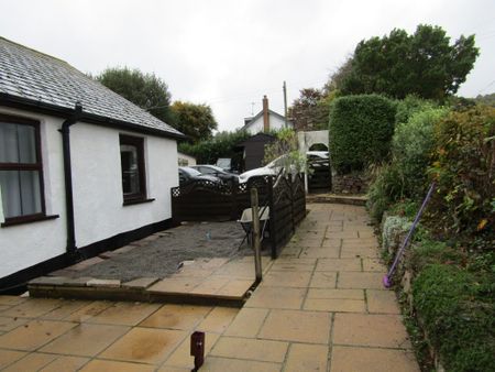 1 bed Bungalow - To Let - Photo 3