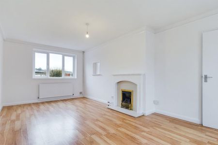 2 bedroom semi-detached house to rent - Photo 2