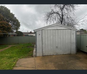 12 Sunbury Road, Shepparton, Vic 3630 - Photo 4
