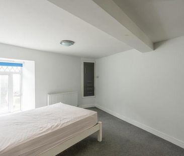 Ocean present this immaculately presented 2 bedroom, unfurnished ap... - Photo 3