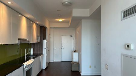 For Lease - 121 Mcmahon Drive Unit# 3602, Toronto, Ontario - Photo 5