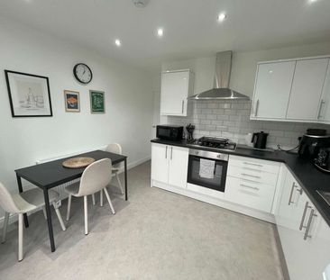 Hadden Close Room 1 - Photo 5