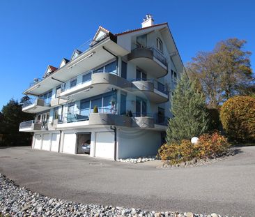 APPARTEMENT DE 3,5 PIÈCES AVEC VUE PANORAMIQUE SUR LE LAC - Foto 2