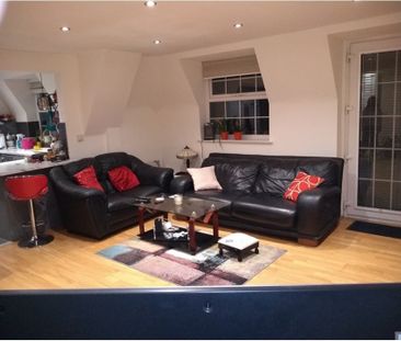 3 Bed Flat, London Road, RG1 - Photo 1