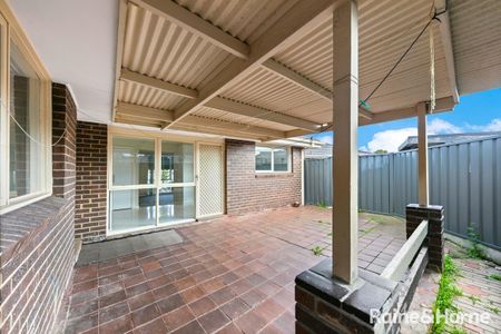 1/14 Glenrosa Court, St Albans, VIC 3021 - Photo 2