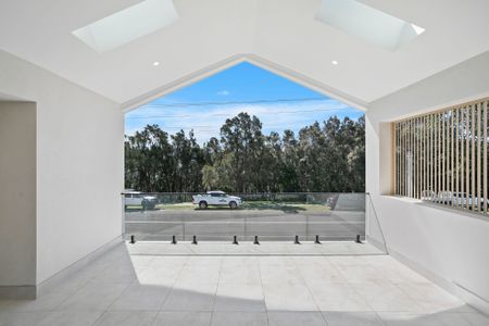 Stunning New Executive Townhouse - Photo 3