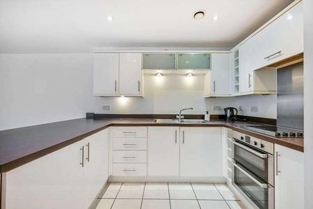 Lanadron Close, Isleworth, TW7 - Photo 2