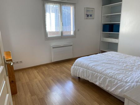 Location Appartement 2 pièces 52m² VALS LES BAINS 07600 - Photo 4