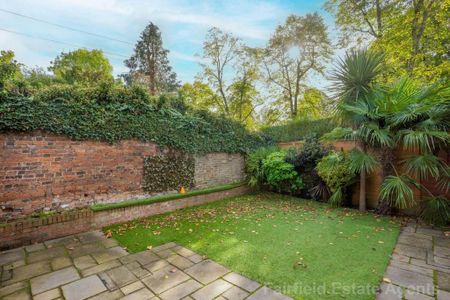 4 bedroom semi-detached house to rent - Photo 4