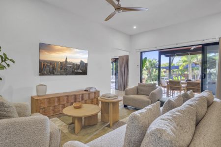 Luxury Holiday Home - Photo 3