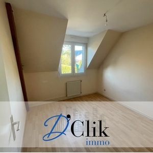 Location Appartement 4 pièces 81m² CHANGE 53810 - Photo 2
