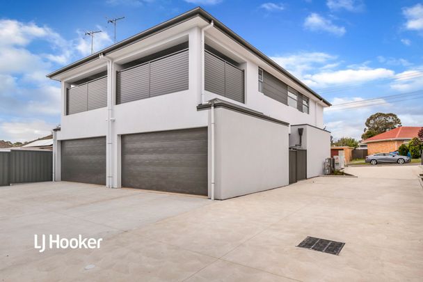 1/10 Loral Street, Modbury SA, Belconnen - Photo 1