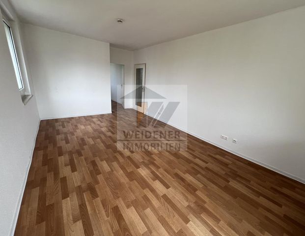 Helle 3-Raum Wohnung mit Balkon in ruhiger und grüner Lage von Bad Köstritz. - Foto 1