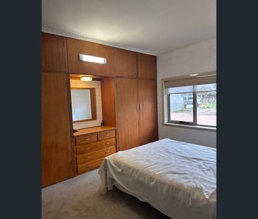 1/44 Fifth Street, Nichols Point, Vic 3501 - Photo 2