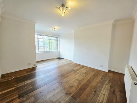 2 bedroom flat to rent - Photo 4