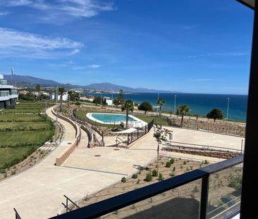 Middle Floor Apartment in Casares Playa - Photo 2