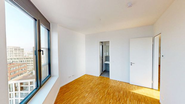 SPRING TOWER: Exklusives 3-Zimmer-Penthouse mit zwei Loggien und Luxus-Feeling - Foto 1