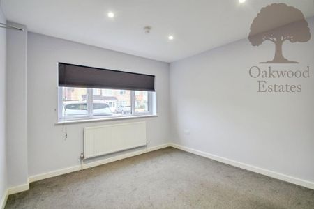 House of multiple occupation to rent - Photo 3