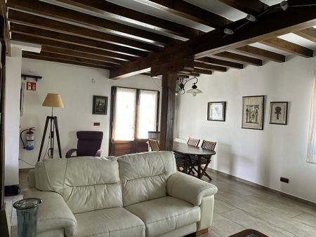 3 bedroom luxury Villa for rent in Mompía, Spain - Photo 2