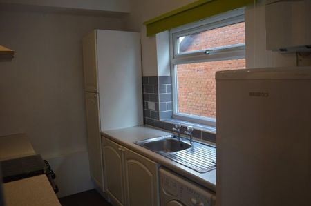 1 bedroom apartment to rent - Photo 4