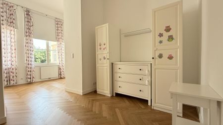 Prachtvolle Beletage mit Balkon in Bestlage am Rochusmarkt! - Photo 5