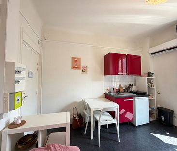 Location Appartement 1 pièce 14m² - Photo 4