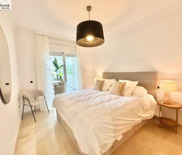 Ground floor apartment - Marbella (Elviria) - Photo 3