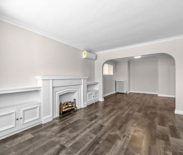 For Lease - 18 Roblin Avenue, Toronto, Ontario - Photo 3