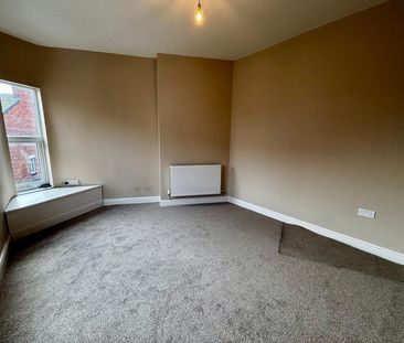 One Bedroom Flat - Photo 6