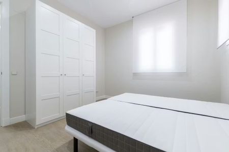 Calle de la Princesa, Madrid, Community of Madrid 28008 - Photo 2