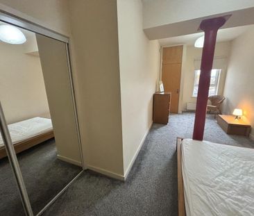 2 bedroom flat to rent - Photo 6