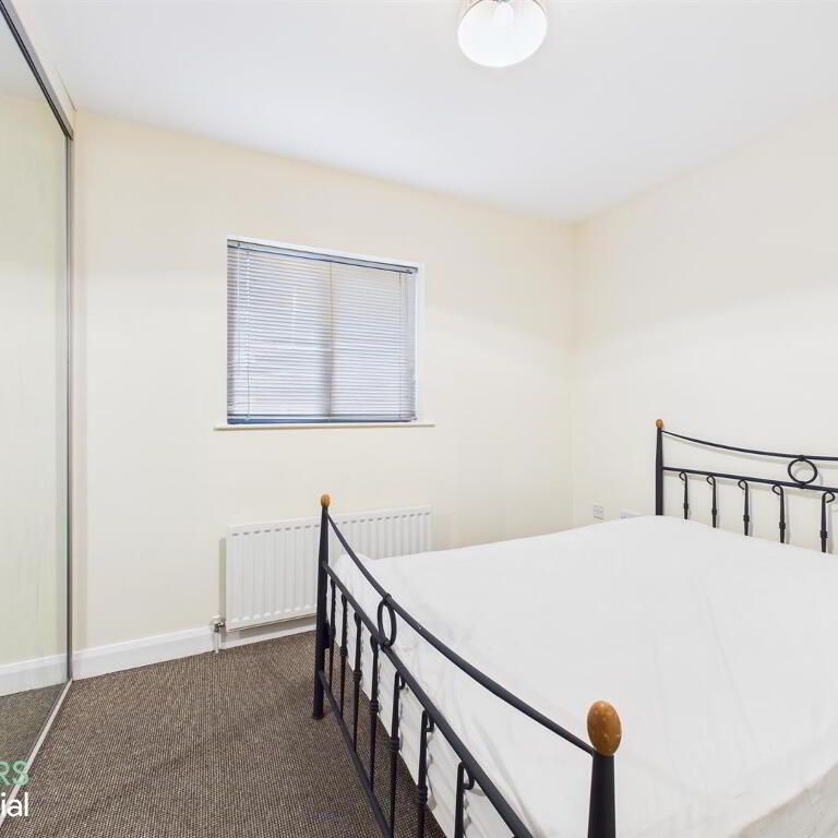 Apt 17 The Sorting Office, 10 Trillick Street, Belfast, BT5 4TD - Photo 1