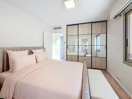 Superbe appartement de 3 pièces rénové avec vue mer - Photo 2