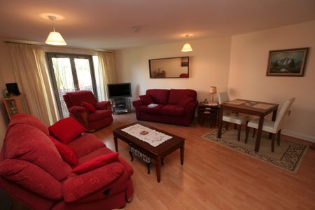 1 Bedroom APARTMENT, Chester - Photo 4