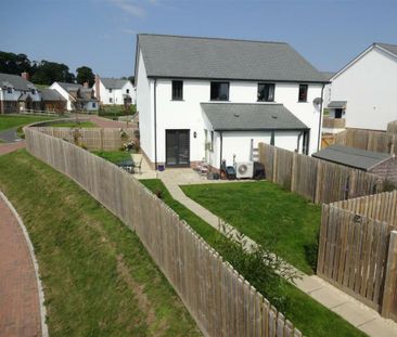 3 bedroom semi-detached house to rent - Photo 1