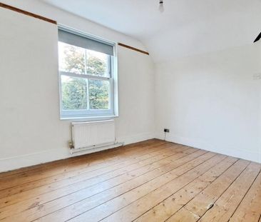 2 bedroom semi-detached house to rent - Photo 3