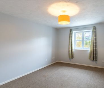 De La Warre Court, - Photo 5