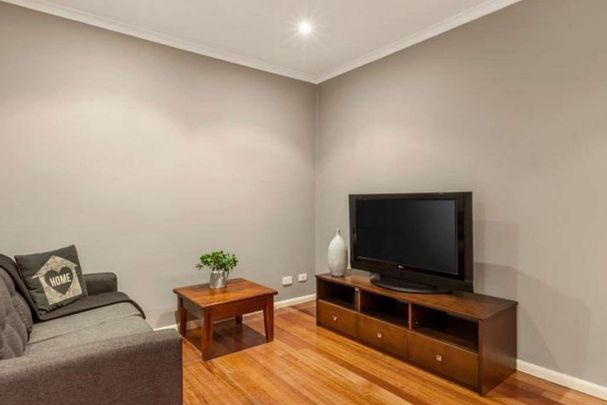 4/37 Barton Street, Reservoir VIC 3073 - Photo 1