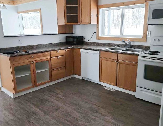 700-009 - MILLSAP - 13346 Charlie Lake Crescent - 1 - Photo 1